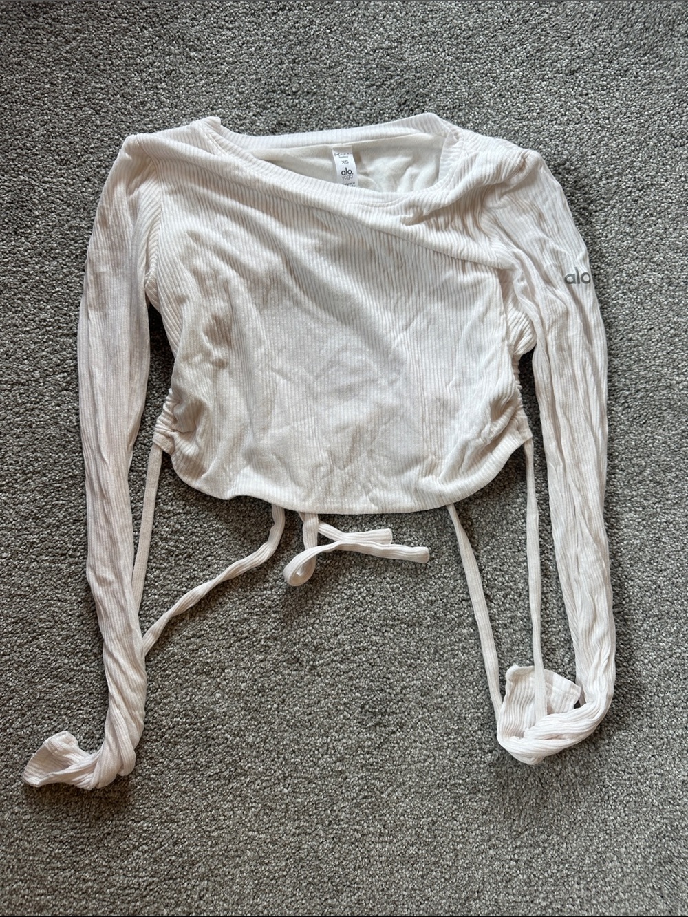 ALO Yoga White Ribbed Long-Sleeve Drawstring Crop Top XS